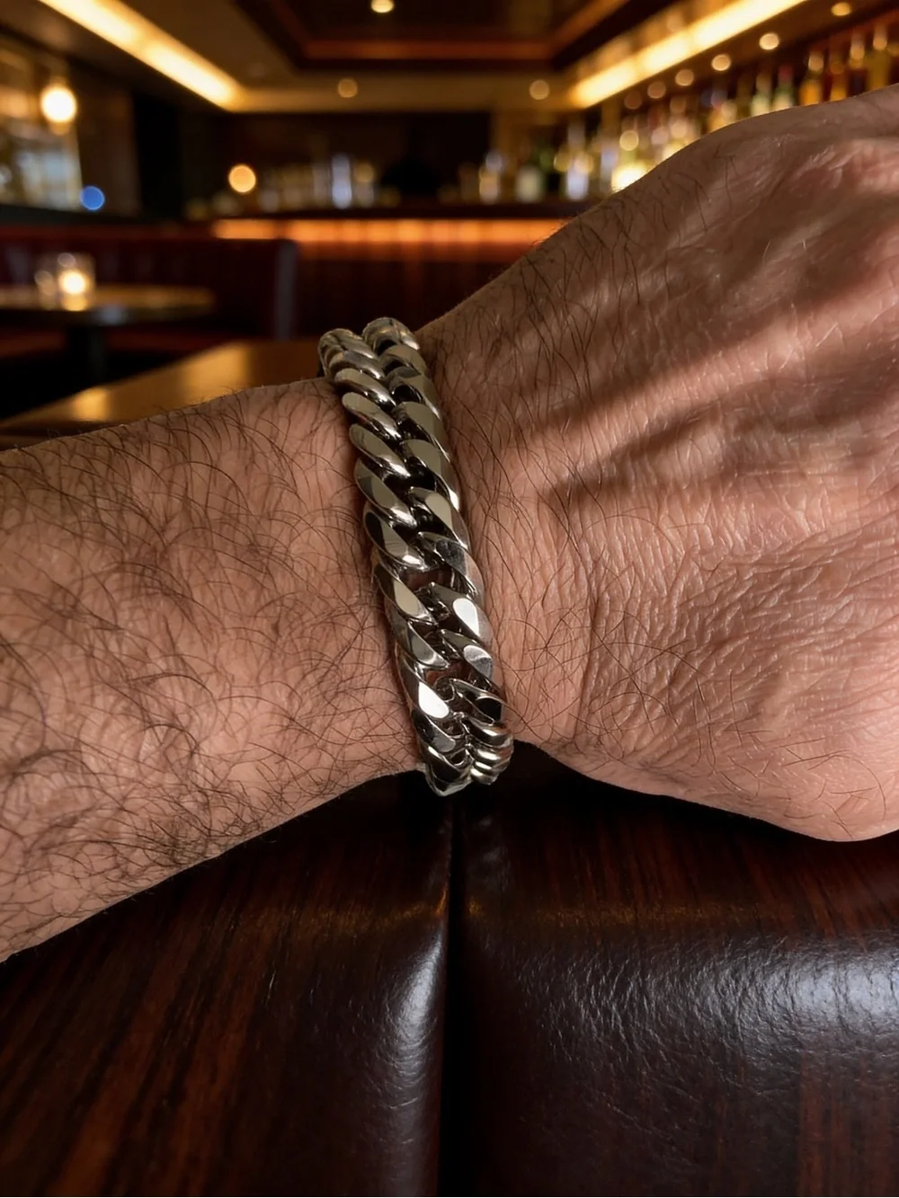 Men's Silver Curb Chain Bracelet - Sleek Stainless Style